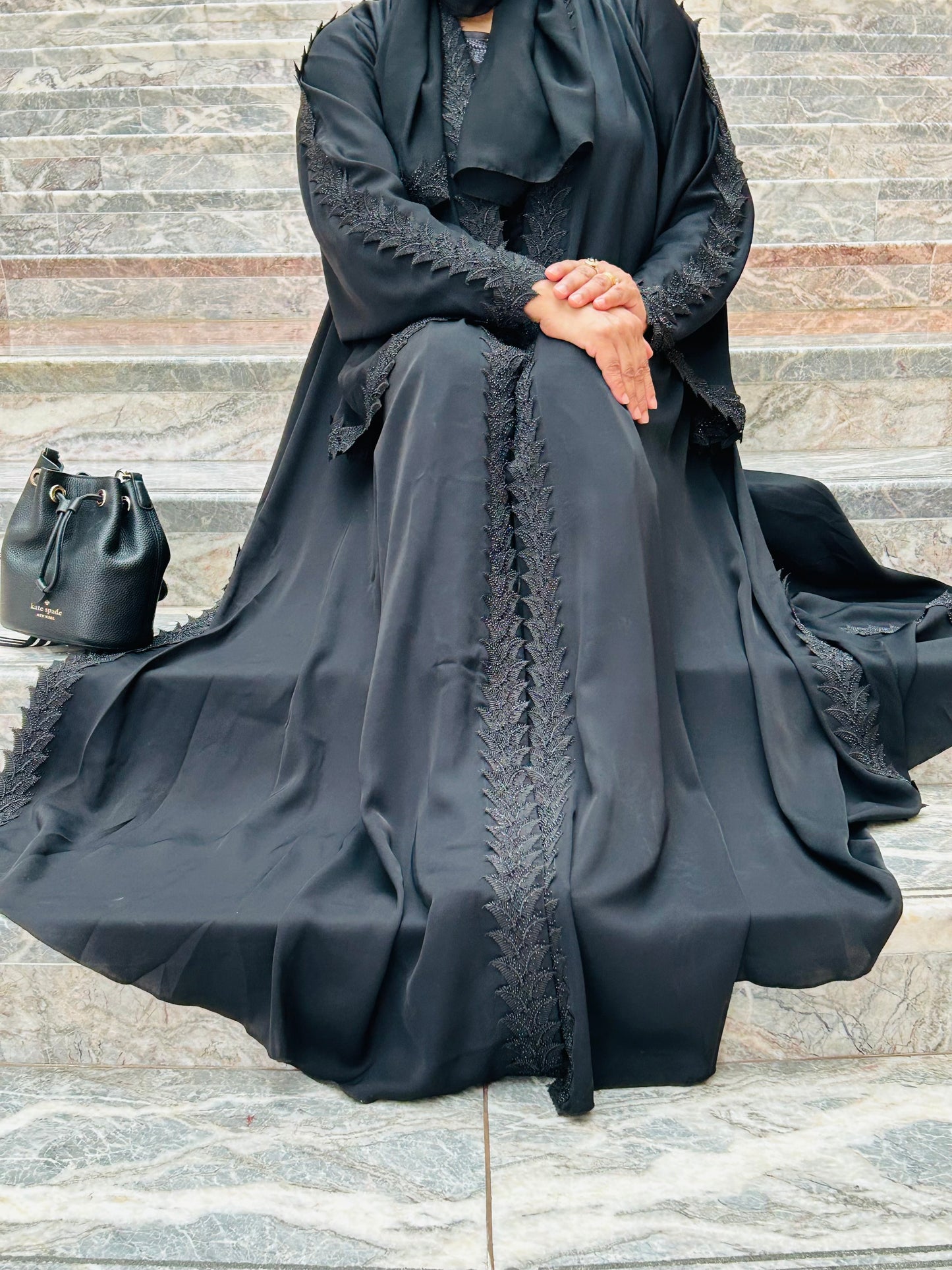 Alina Abaya - Black