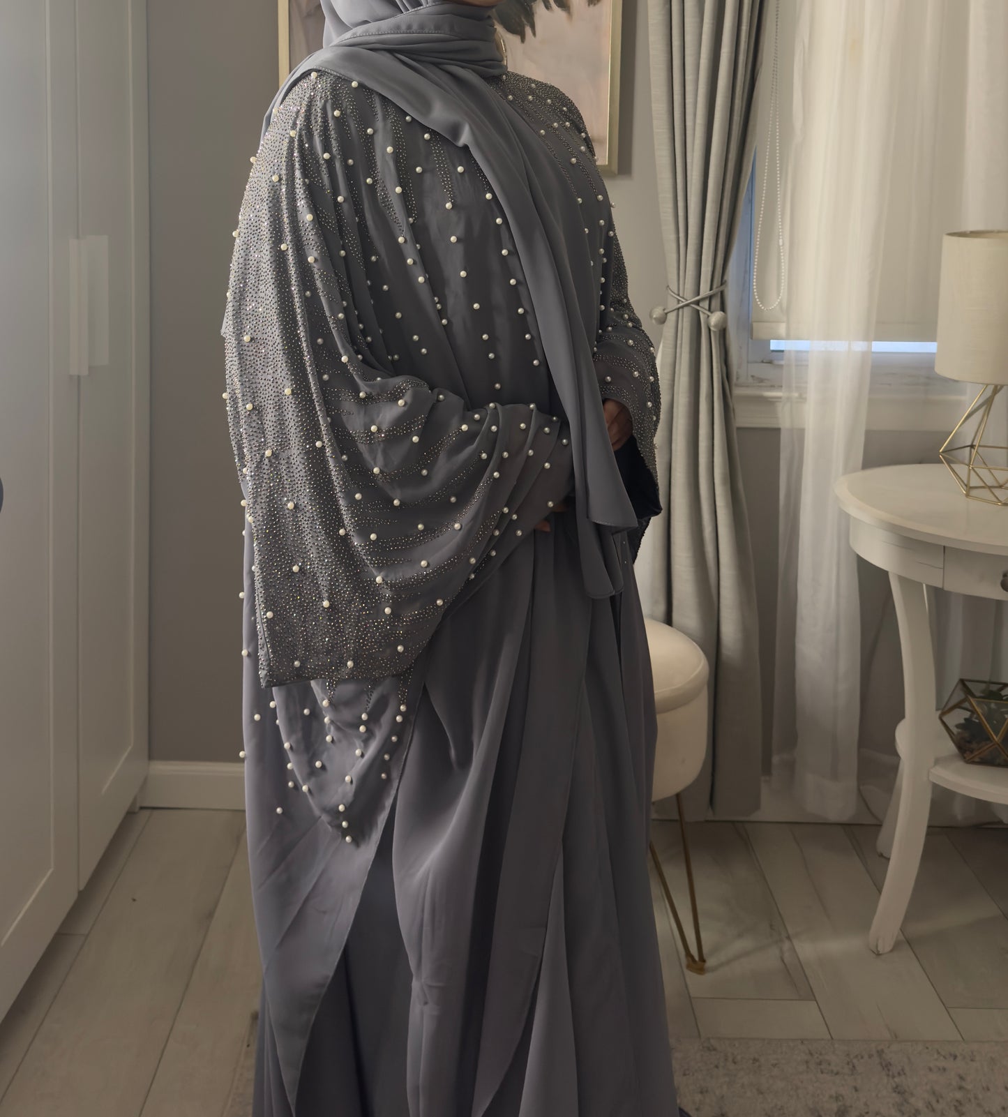 Lujain Abaya - Silver Gray